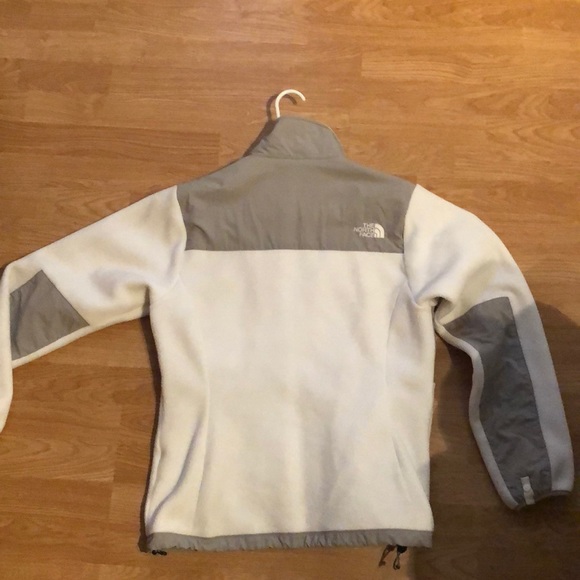 North face jacket - Picture 3 of 3